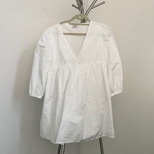 Aritzia’s Sunday Best White Jinx Dress